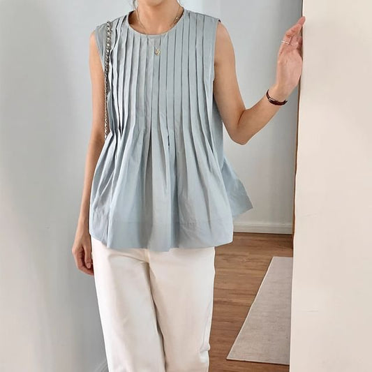 Sleeveless Crewneck Pleated Plain Flowy Blouse