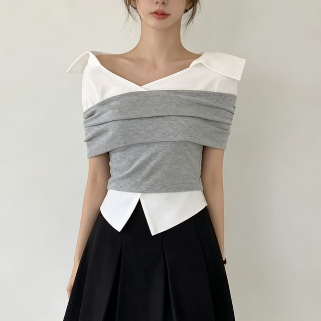 Short-Sleeve Off-Shoulder Two-Tone Ruched Blouse