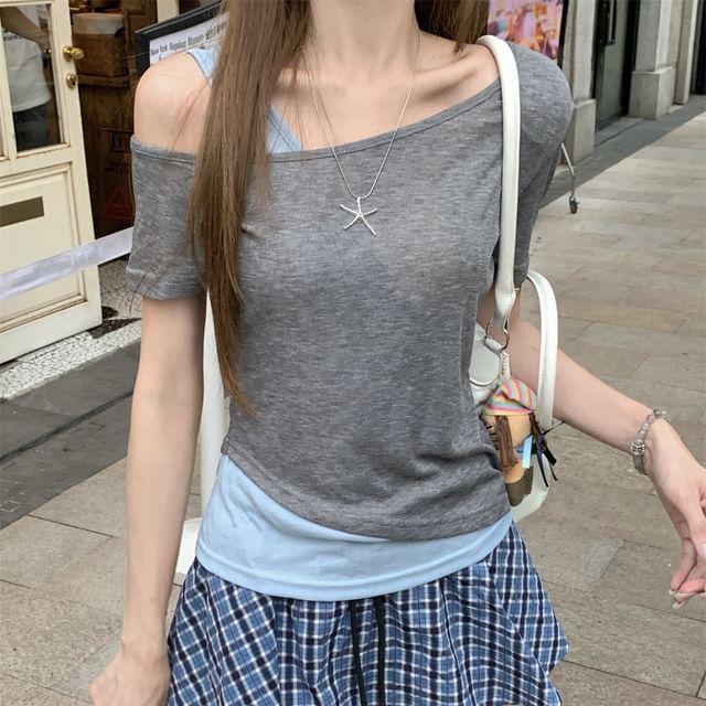 Short Sleeve Cold Shoulder Mock Two Piece Top