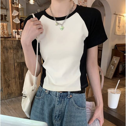Short-Sleeve Crewneck Raglan Crop T-Shirt