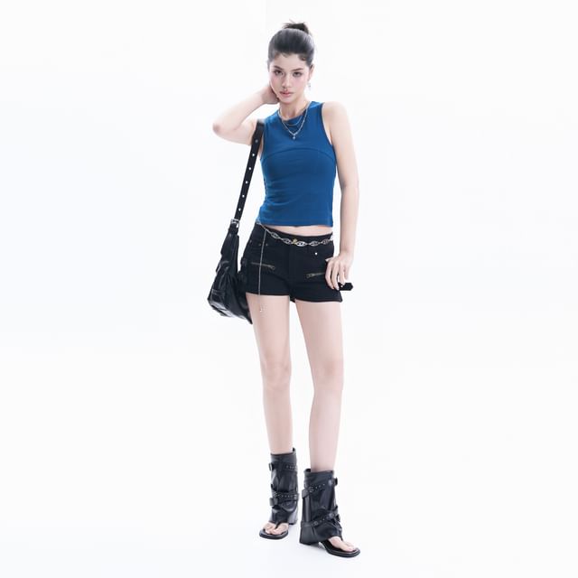 Sleeveless Round Neck Plain Crop Top
