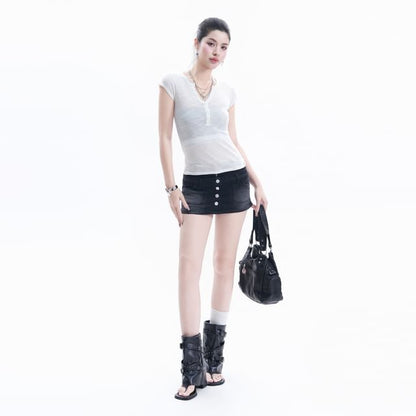 Short-Sleeve Henley Neck Plain Crop T-Shirt