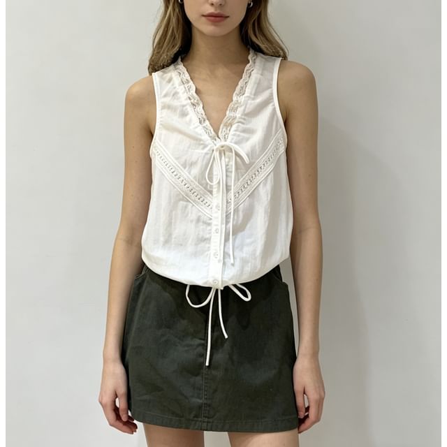V-Neck Lace Trim Tie-Front Drawstring Tank Top - Solid