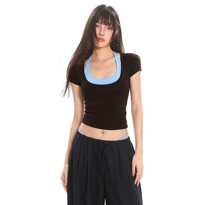 Short-Sleeve Scoop Neck Crop Top / Halter Neck Top