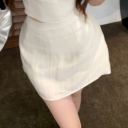 Halter Plain Panel Lace Top / High Waist Mini A-Line Skirt
