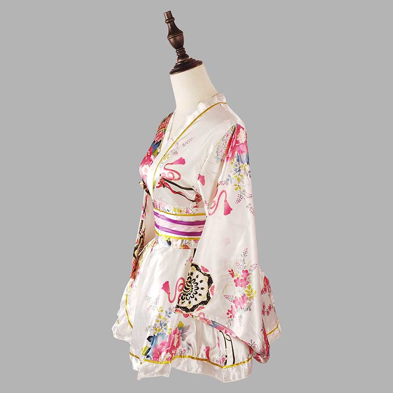 Kimono-Kostüm mit Vintage-Blumen-Print