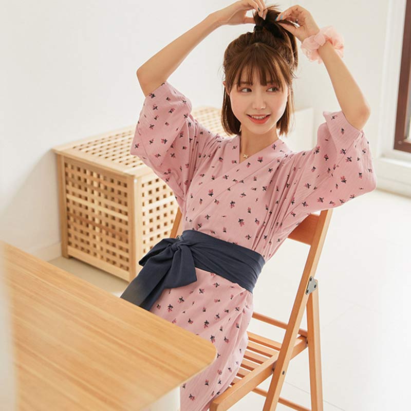 Flower Bowknot Lace Up Pajamas