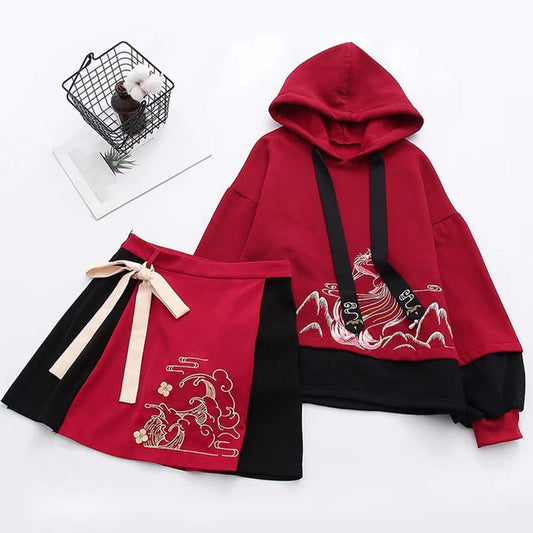 Ensemble jupe à nœud et sweat à capuche brodé rouge vintage