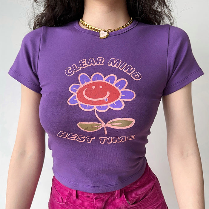 Lila Crop-Top mit großem Blumen-Grafik