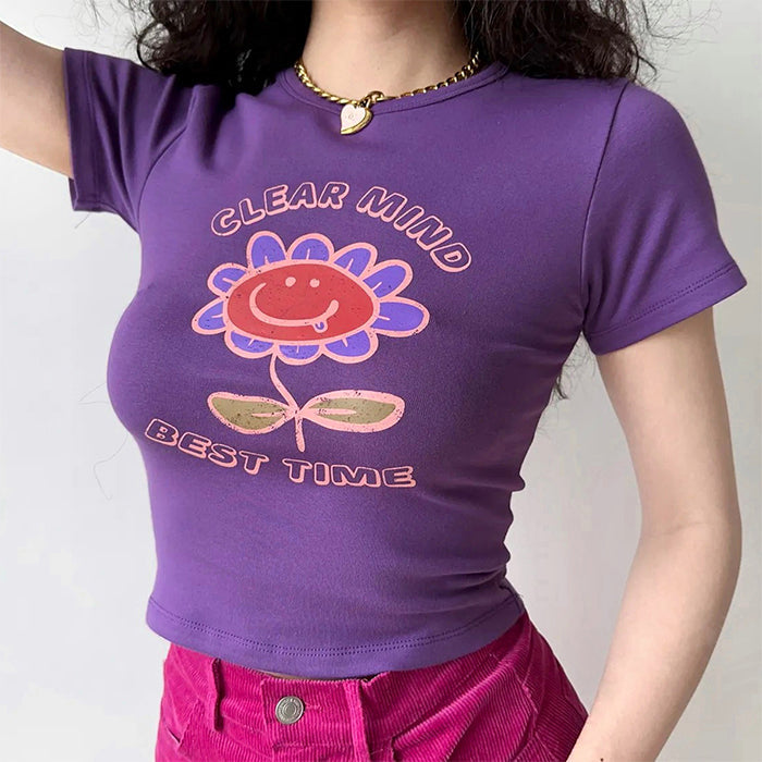 Lila Crop-Top mit großem Blumen-Grafik