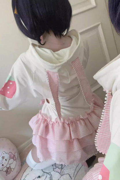 White/Pink Sweet Lolita Long-Sleeved Strawberry Print Hooded Dress