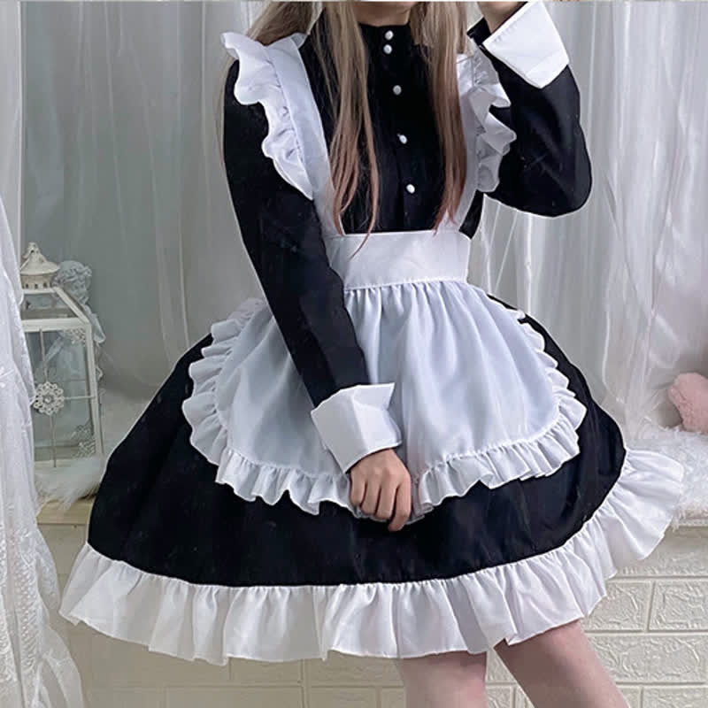 Schwarzes Lolita-Dienstmädchenkleid mit Knöpfen und langen Ärmeln und Rüschen