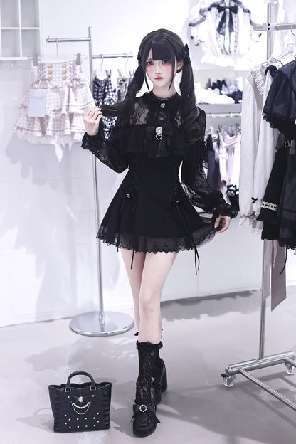 Lace Doll Round Collar Long Sleeves Ruffled Cut-Out Embroidered Bow Lace Gothic Jirai Kei Japanese Dress