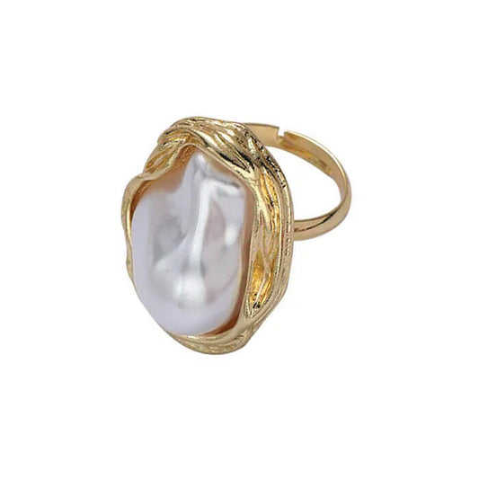 Elegant Pearl Ring