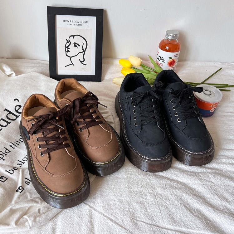 Chaussures Oxford à plateforme esthétiques marron