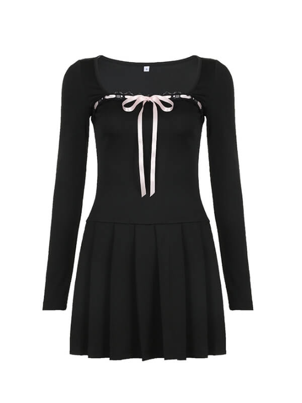 Robe noire classique élégante