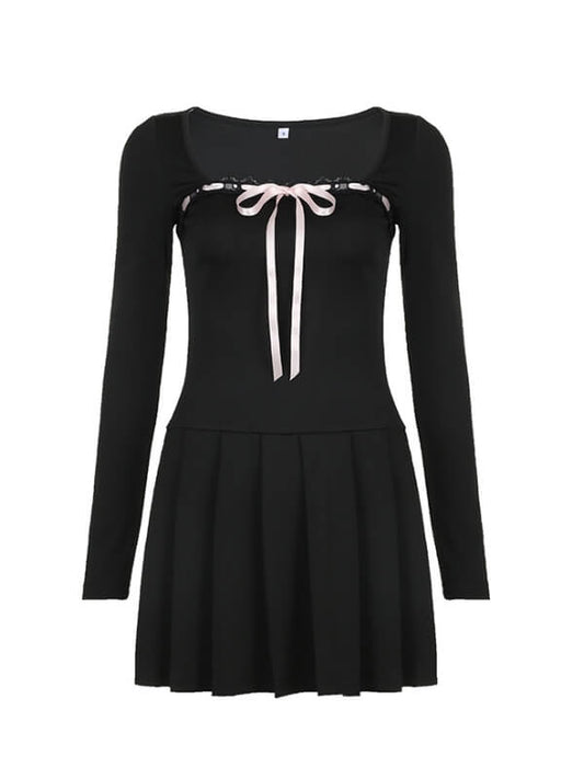 Robe noire classique élégante