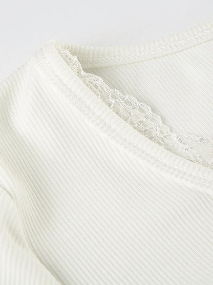 cutiekill-esme-coquette-top-with-hollow-out-bows-sleeves-om0439