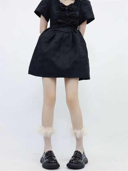 Flauschige Strümpfe mit Blumenmuster