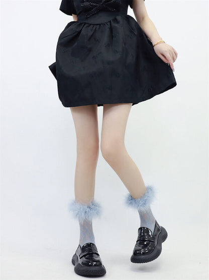 Flauschige Strümpfe mit Blumenmuster