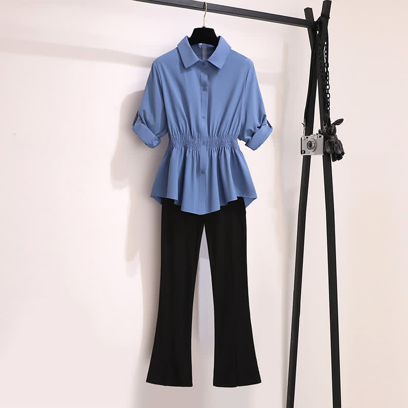 Chemise en mousseline à revers bleu et pantalon évasé fendu