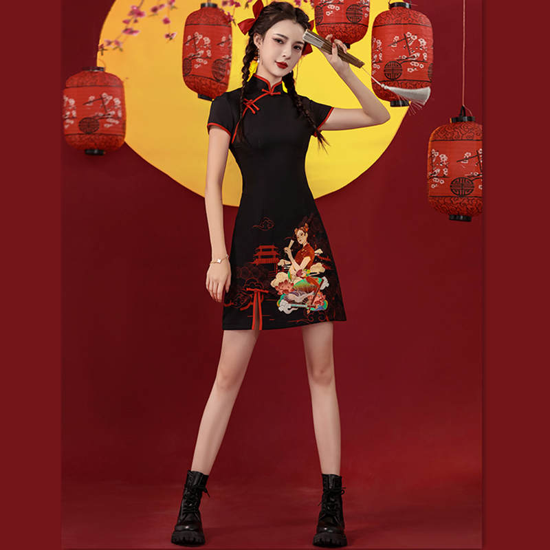 Superbe robe cheongsam à manches courtes et boucle pour fille