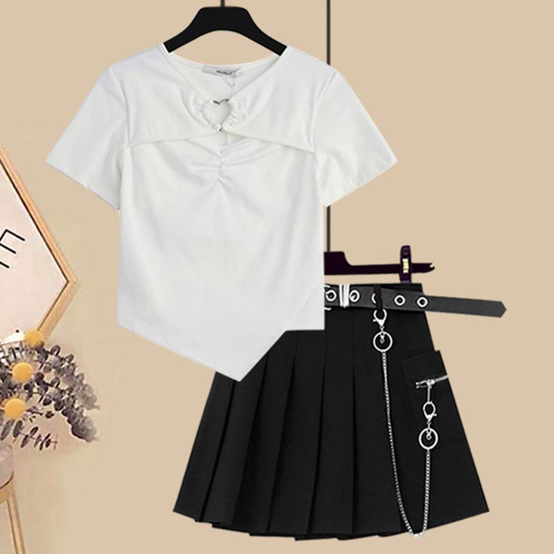 Casual T-Shirt Belted Chain Pleated Skirt Set