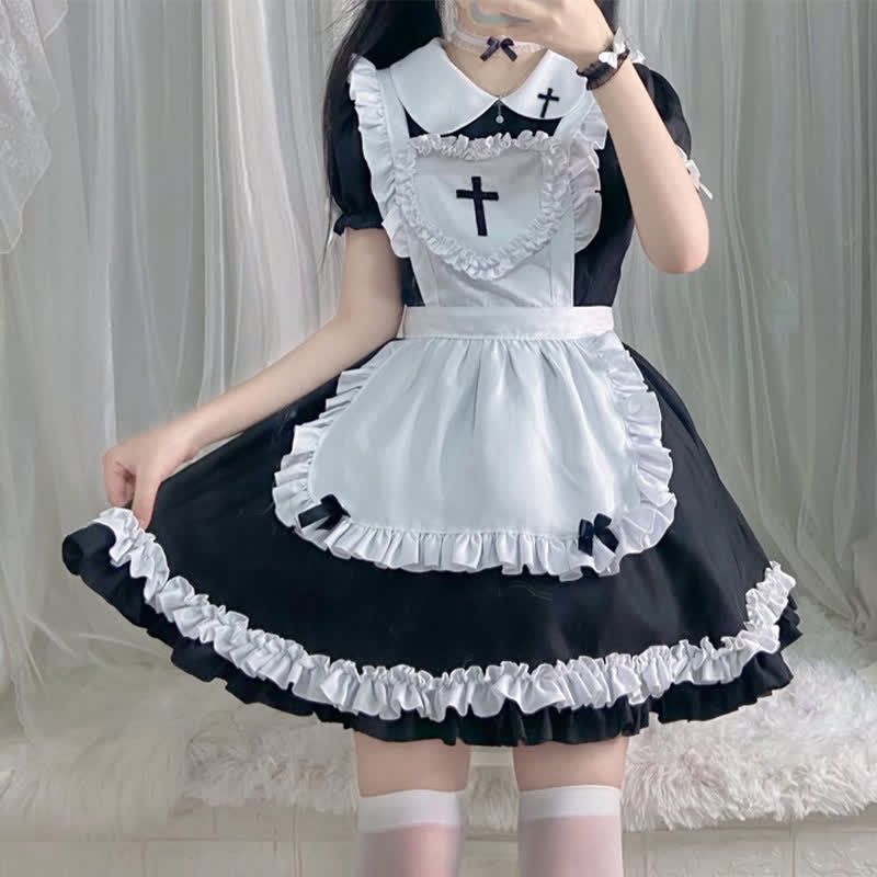 Ensemble robe lolita à volants et imprimé croix kawaii