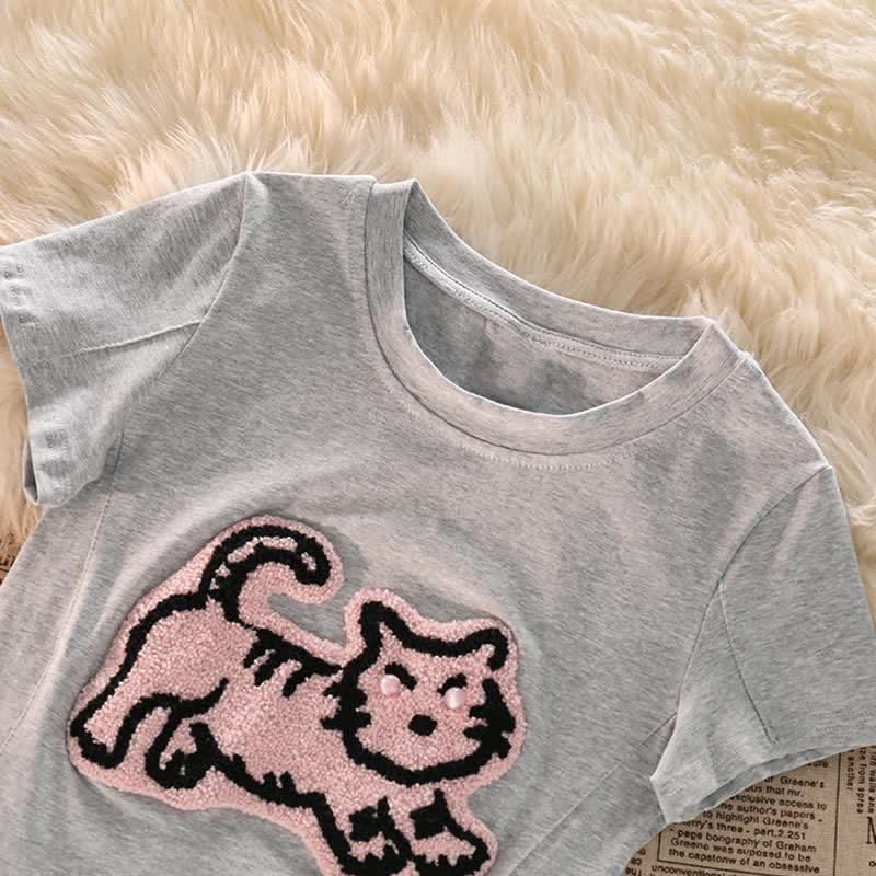 Rosa Crop Top mit Tiger-Stickerei, T-Shirt, Jeansshorts