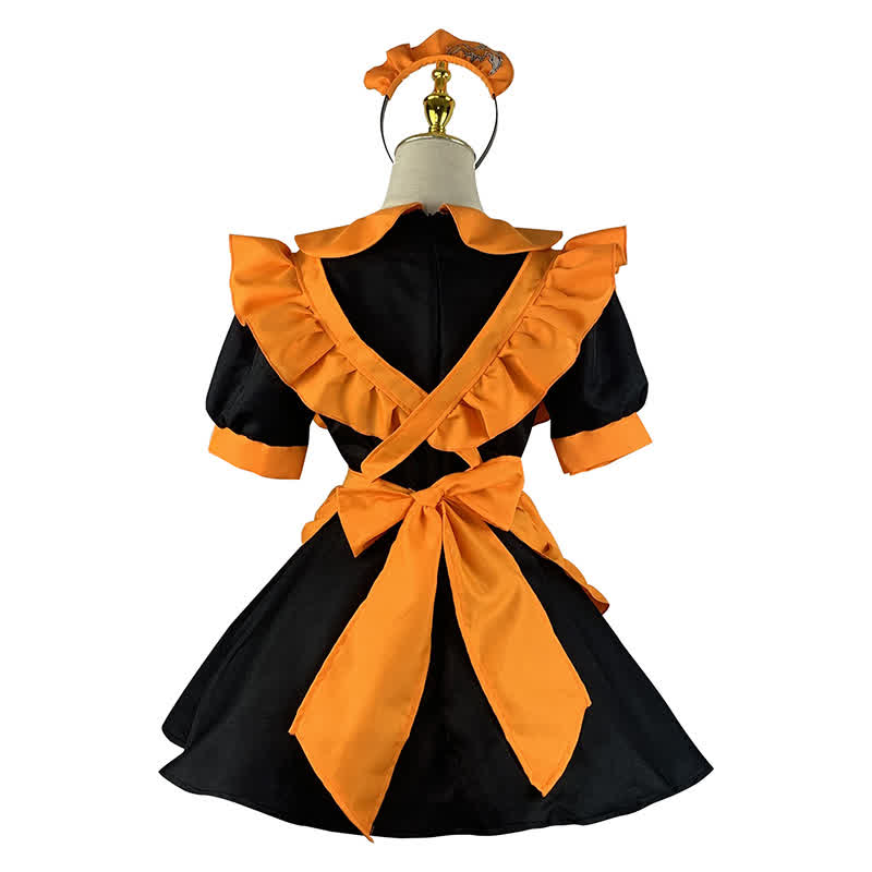 Robe de demoiselle d'honneur à col de poupée brodée avec motif de chauve-souris citrouille kawaii