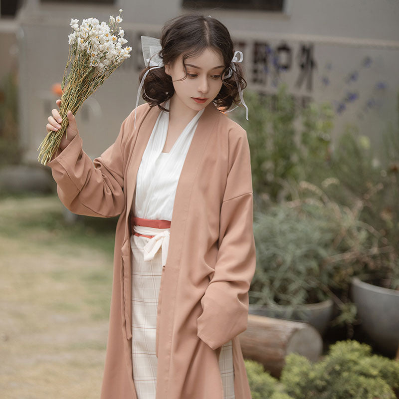 Ensemble de vêtements d'extérieur à carreaux vintage avec jupe et ceinture en quatre pièces