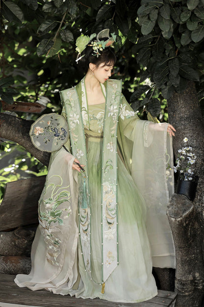 Emerald Song Dynasty Ruffled Hanfu Full Set - Silent Spring