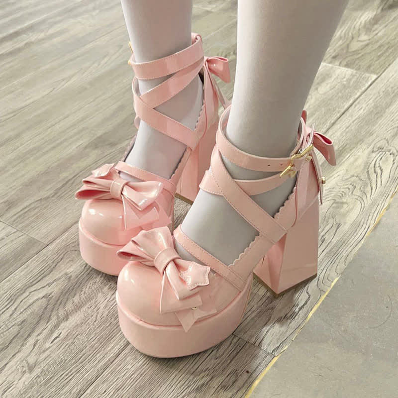 Chaussures Lolita à talons hauts avec nœud et boucle en étoile