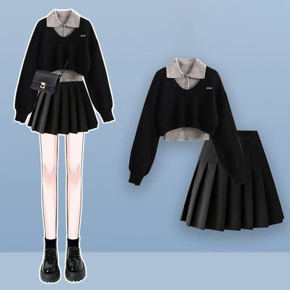 Two Skirt Pieces Black Fake Pleated Sweater