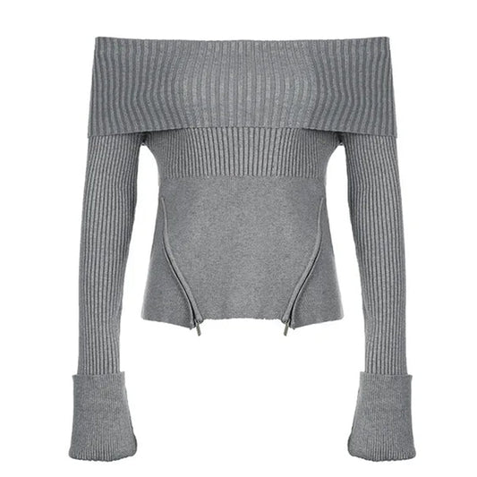 Pull en tricot gris à épaules dénudées