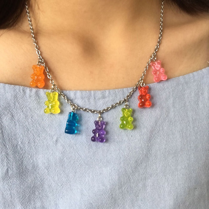 Collier ours en gélatine