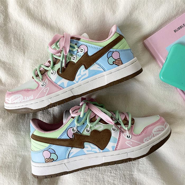 Heart Painting Sneakers - Sneakers