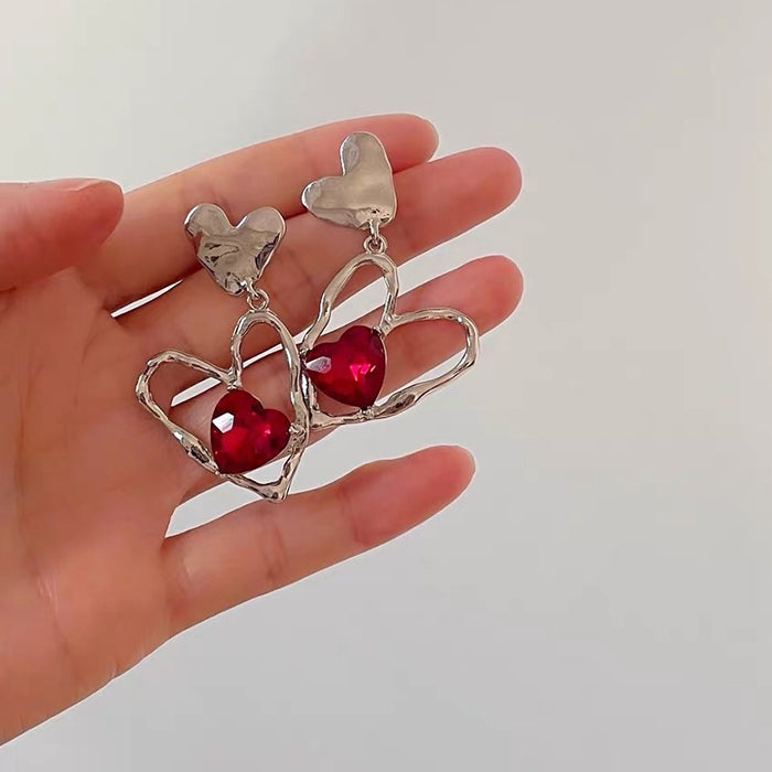 Boucles d'oreilles coeur en pierre rouge