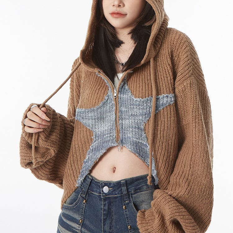 Star Knit Hoodie - M / Brown - Sweater