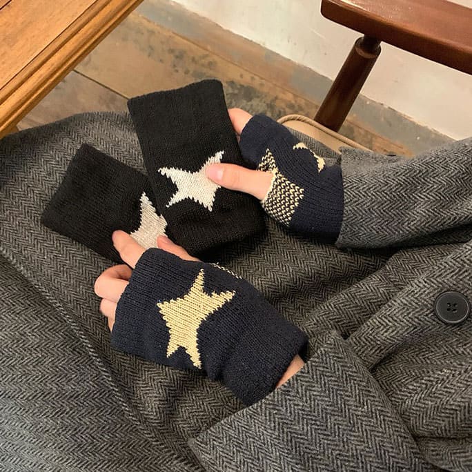 Star Knitted Fingerless Gloves - Other