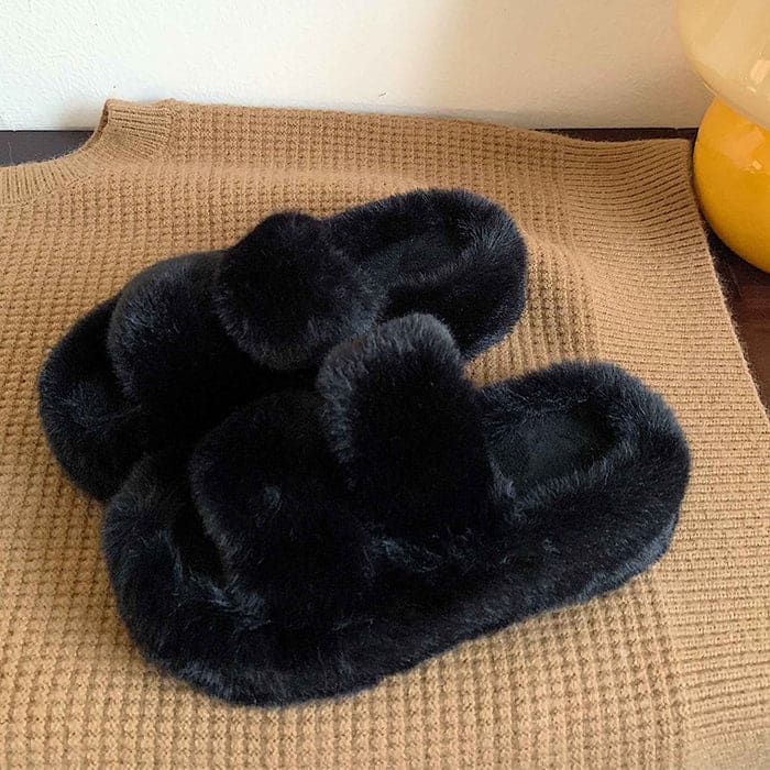 Sweet Fluffy Platform Slippers - EU35 (US5.0) / Black