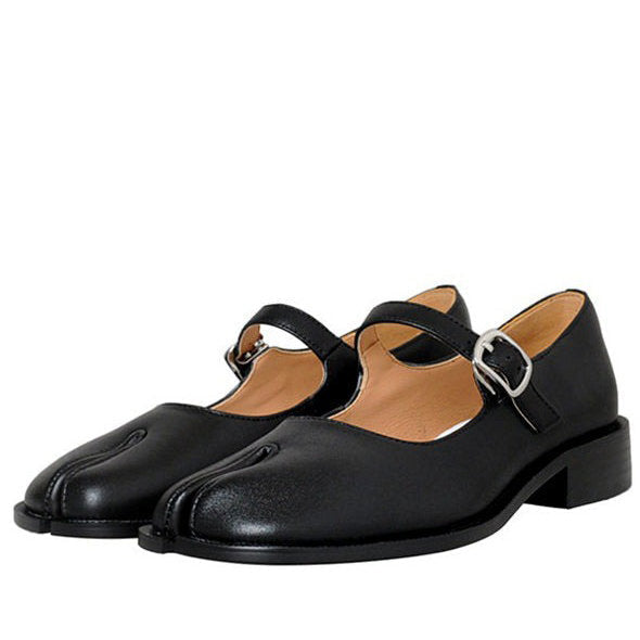 Sandales en daim Tabi Mary Jane chic de style preppy