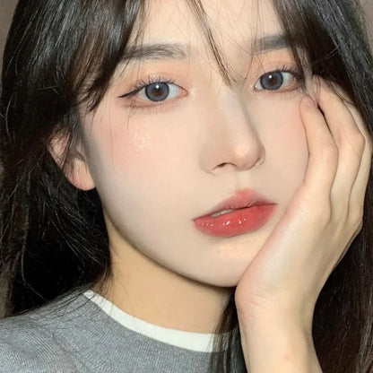 Pfirsichfarbener Spiegel-Lipgloss