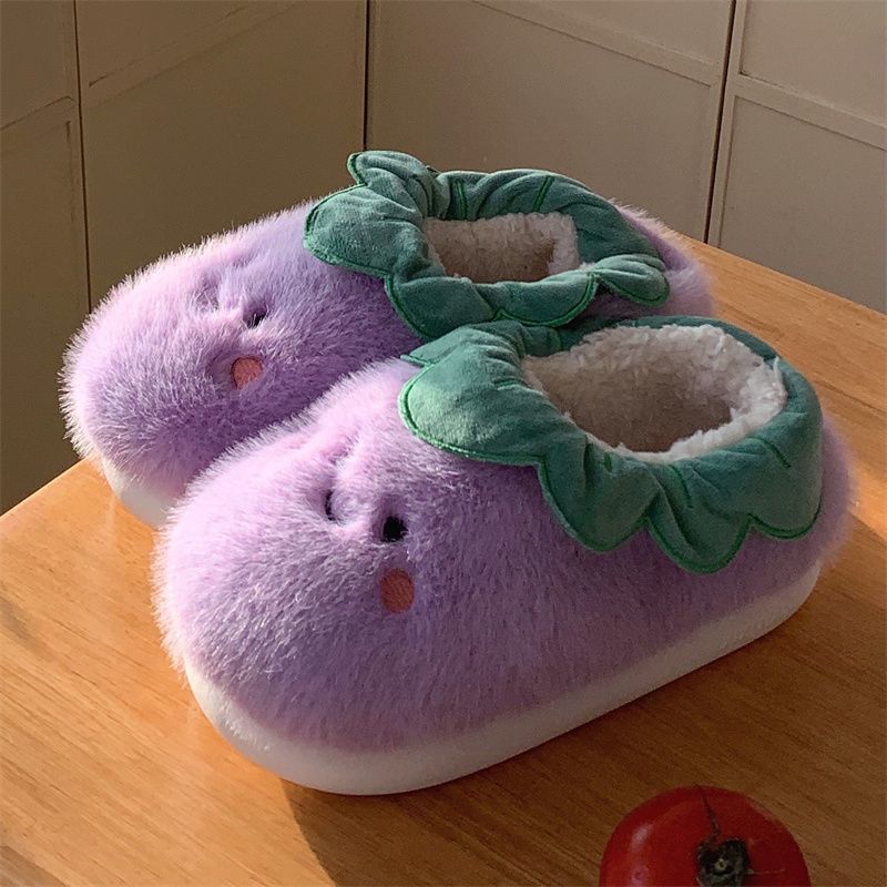 Chaussons chauds en peluche végétale