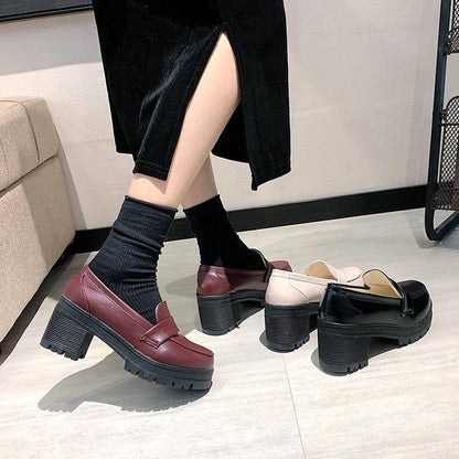 Mocassins à talon épais et plateforme unis BH24