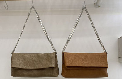 Sac à bandoulière à rabat en similicuir IL6