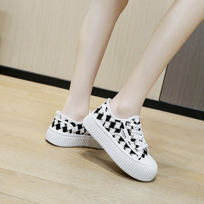 Cute Black White Candy Diamond Sneakers ON871