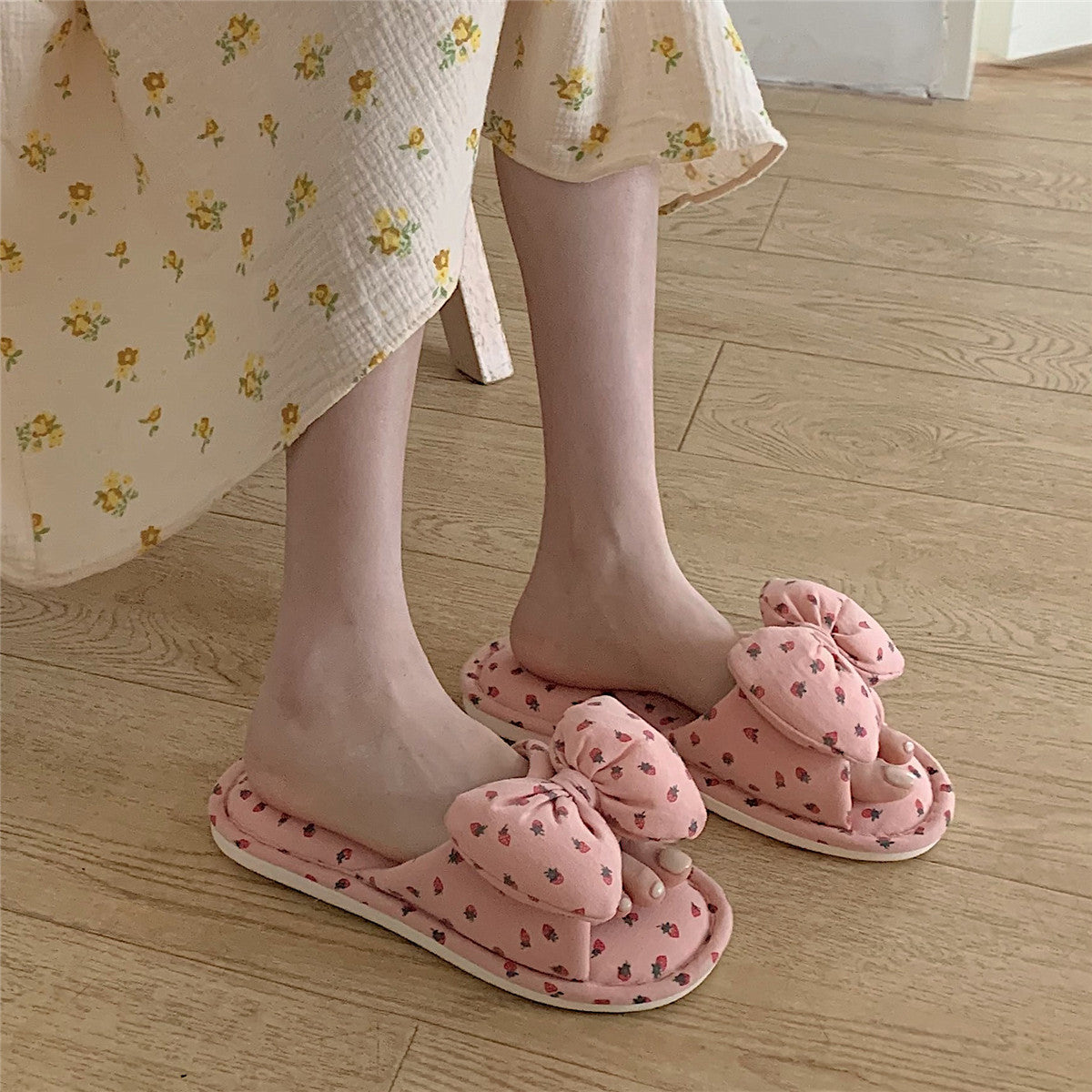 Cute Bow Soft Bottom Slippers