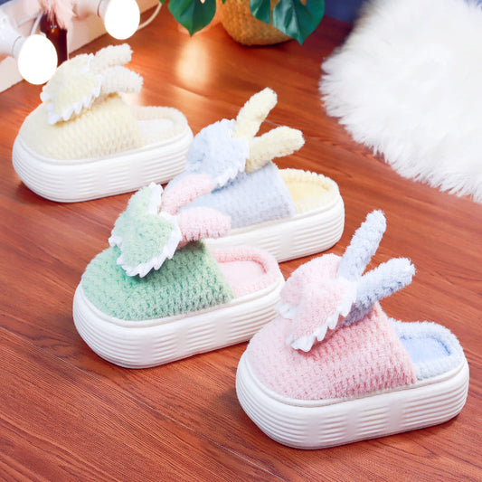 Chaussons mignons avec lapin pastel et nœuds ON894