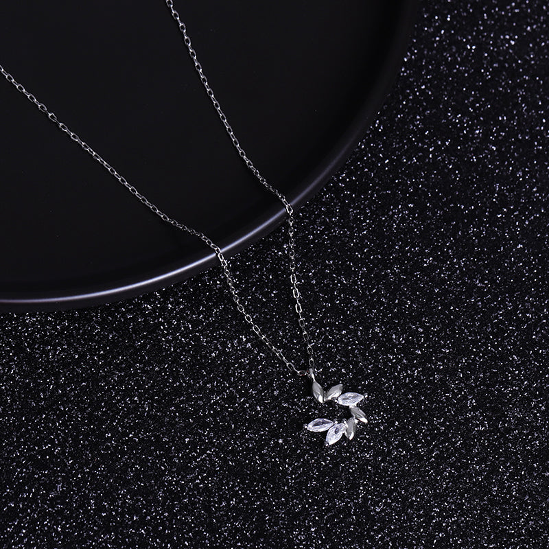 Moonlight Necklace LIN50 - mkkawaiishop